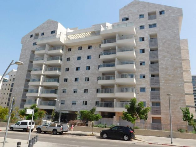 חיפוי קירות בורדור בז